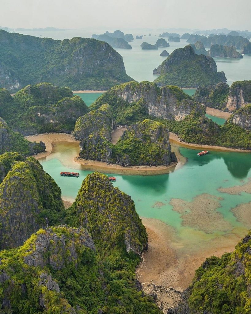 Jalan- jalan ke Vietnam: Halong Bay